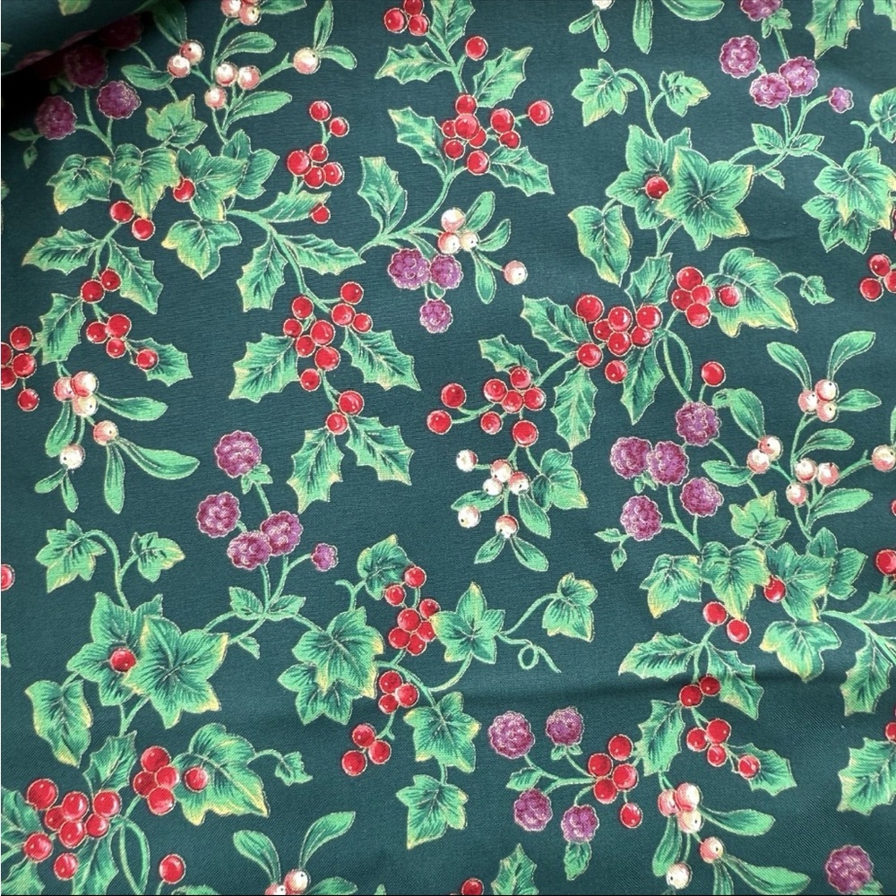 Vintage Cranston Print Works VIP Christmas Green Berries Cotton Muslin 3 yards